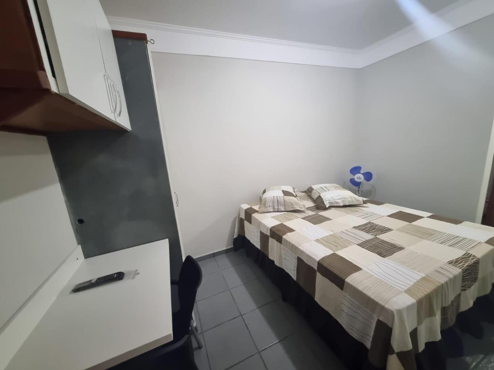 Gt Capsule hotel *